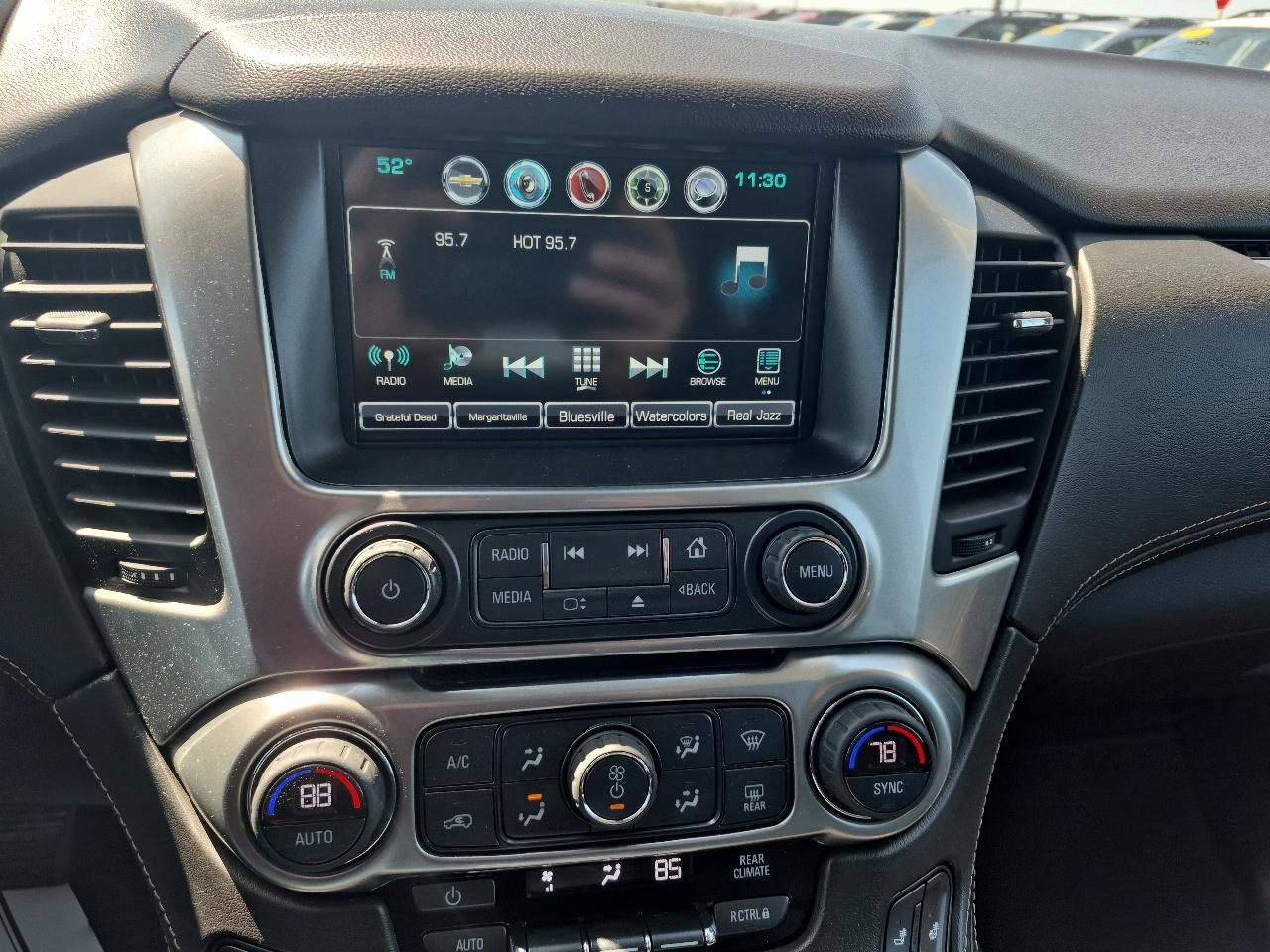 Chevrolet Suburban LT 4WD 2019