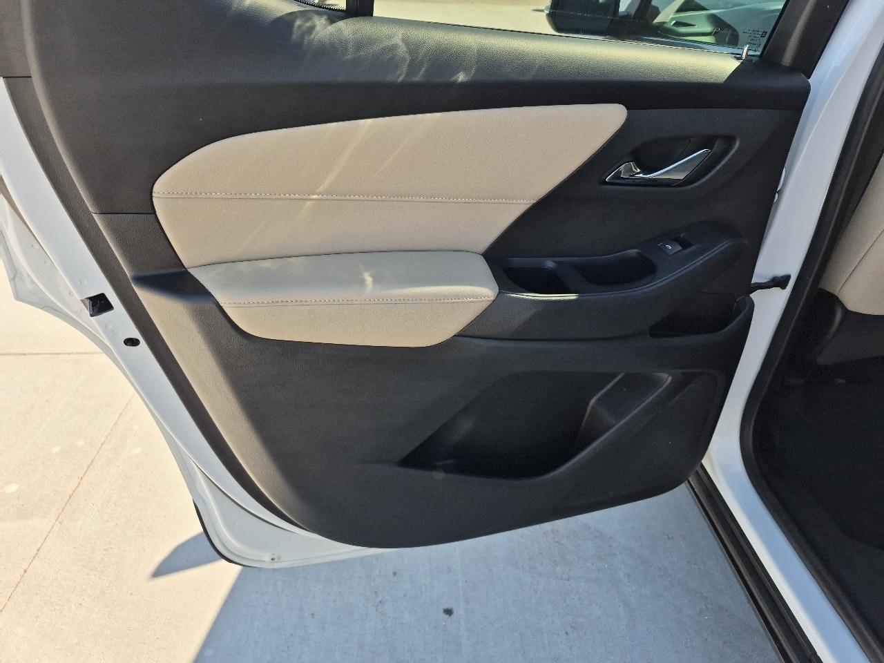 Chevrolet Traverse AWD 4dr LS w/1FL 2022