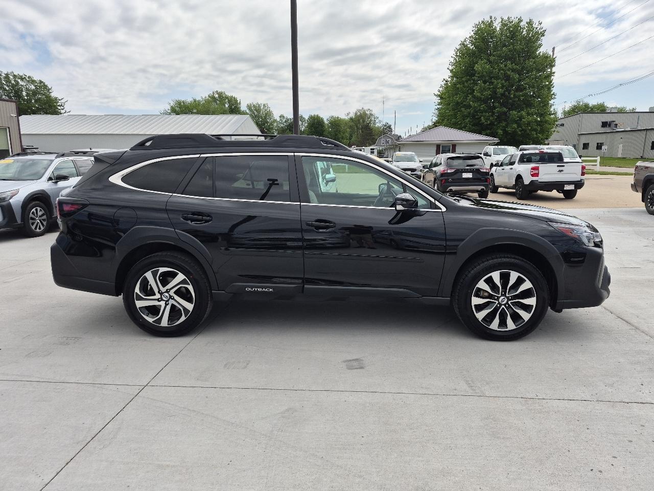 Subaru Outback Limited XT 2023