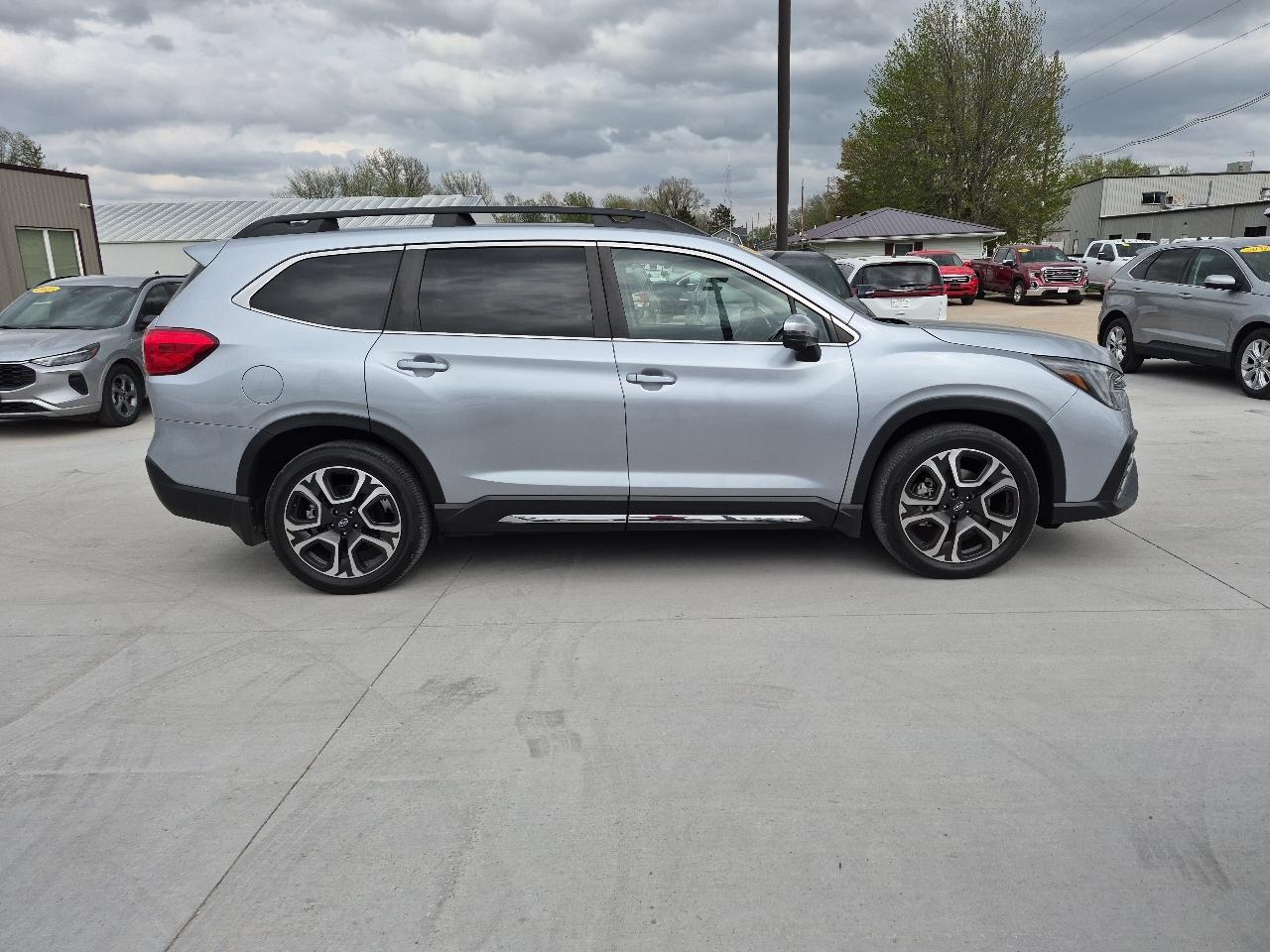 Subaru Ascent Limited 4D SUV 7-Passenger 2023