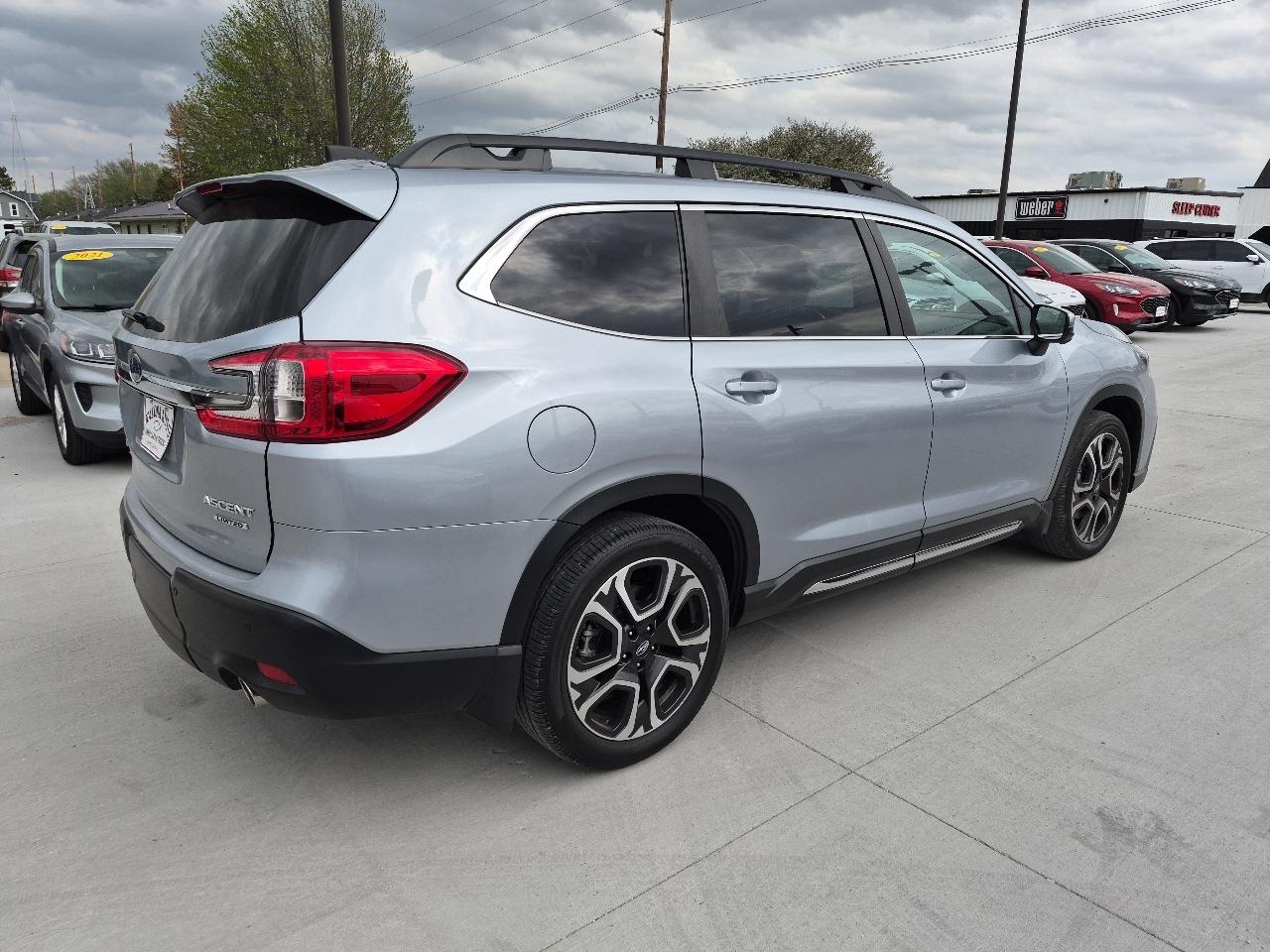 Subaru Ascent Limited 4D SUV 7-Passenger 2023