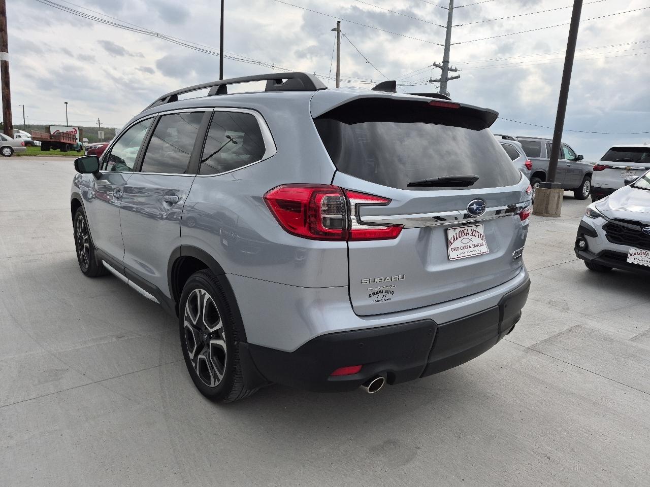 Subaru Ascent Limited 4D SUV 7-Passenger 2023