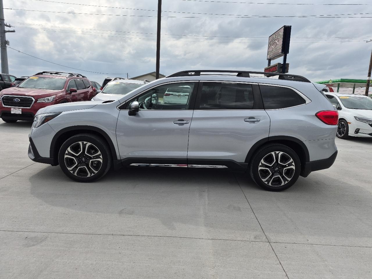 Subaru Ascent Limited 4D SUV 7-Passenger 2023
