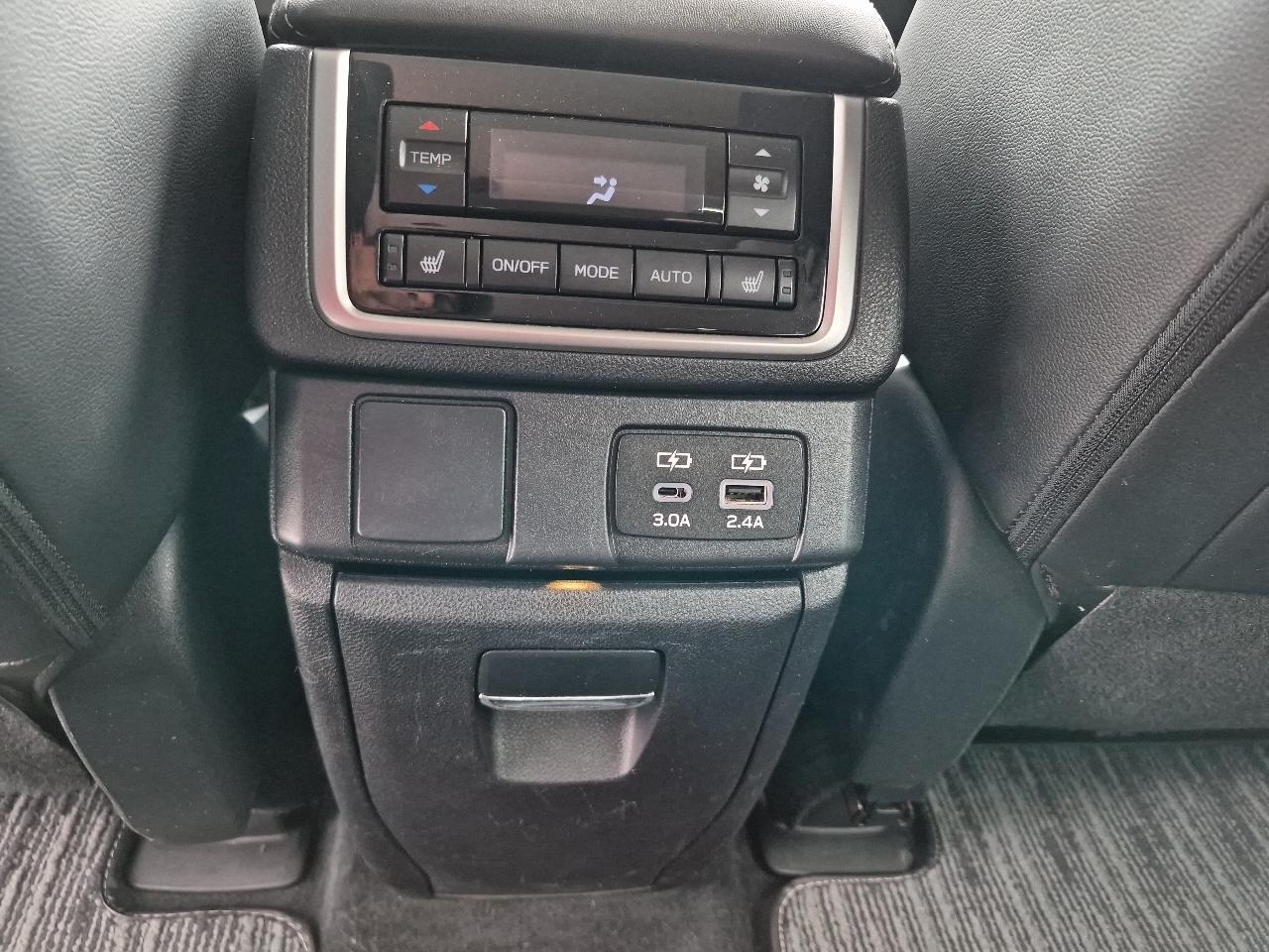 Subaru Ascent Limited 4D SUV 7-Passenger 2023