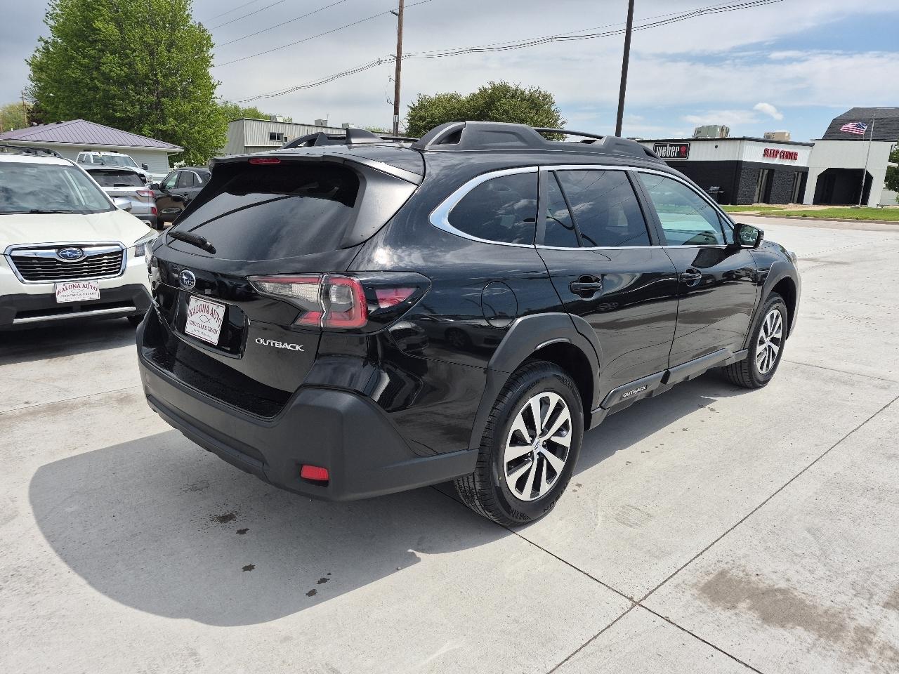 Subaru Outback Premium 2023