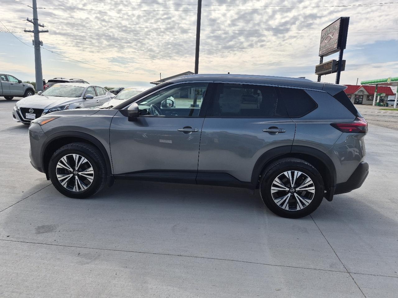 Nissan Rogue SV AWD 2021