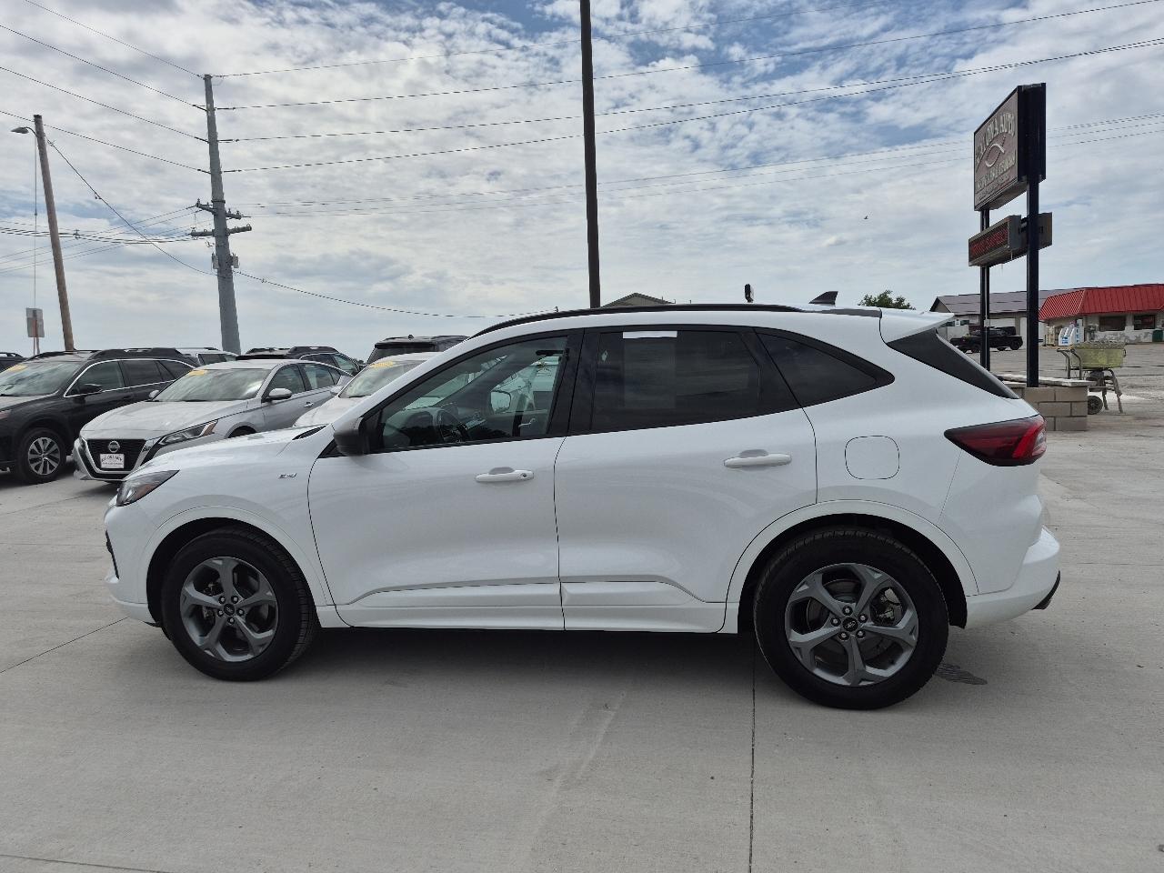 Ford Escape ST-Line AWD 2023