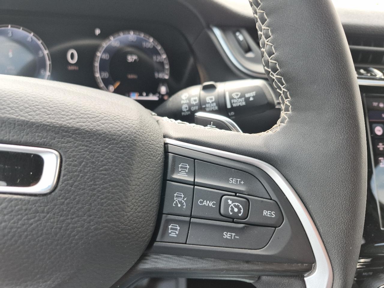 Jeep Grand Cherokee L Laredo 4WD 2024