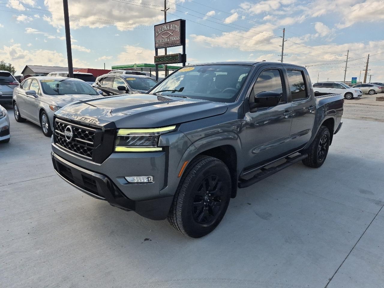 Nissan Frontier Crew Cab 4x4 SV 2023