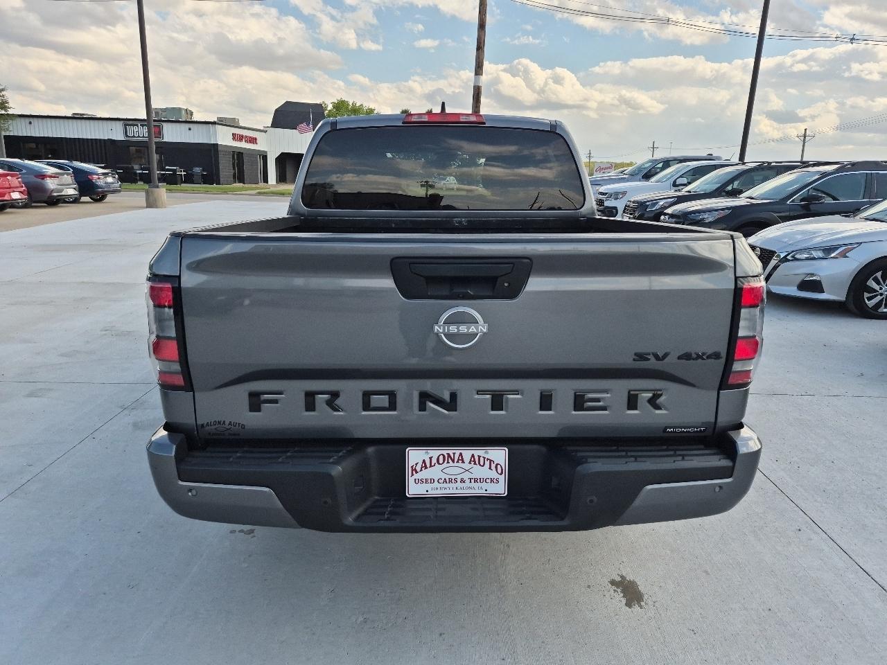 Nissan Frontier Crew Cab 4x4 SV 2023