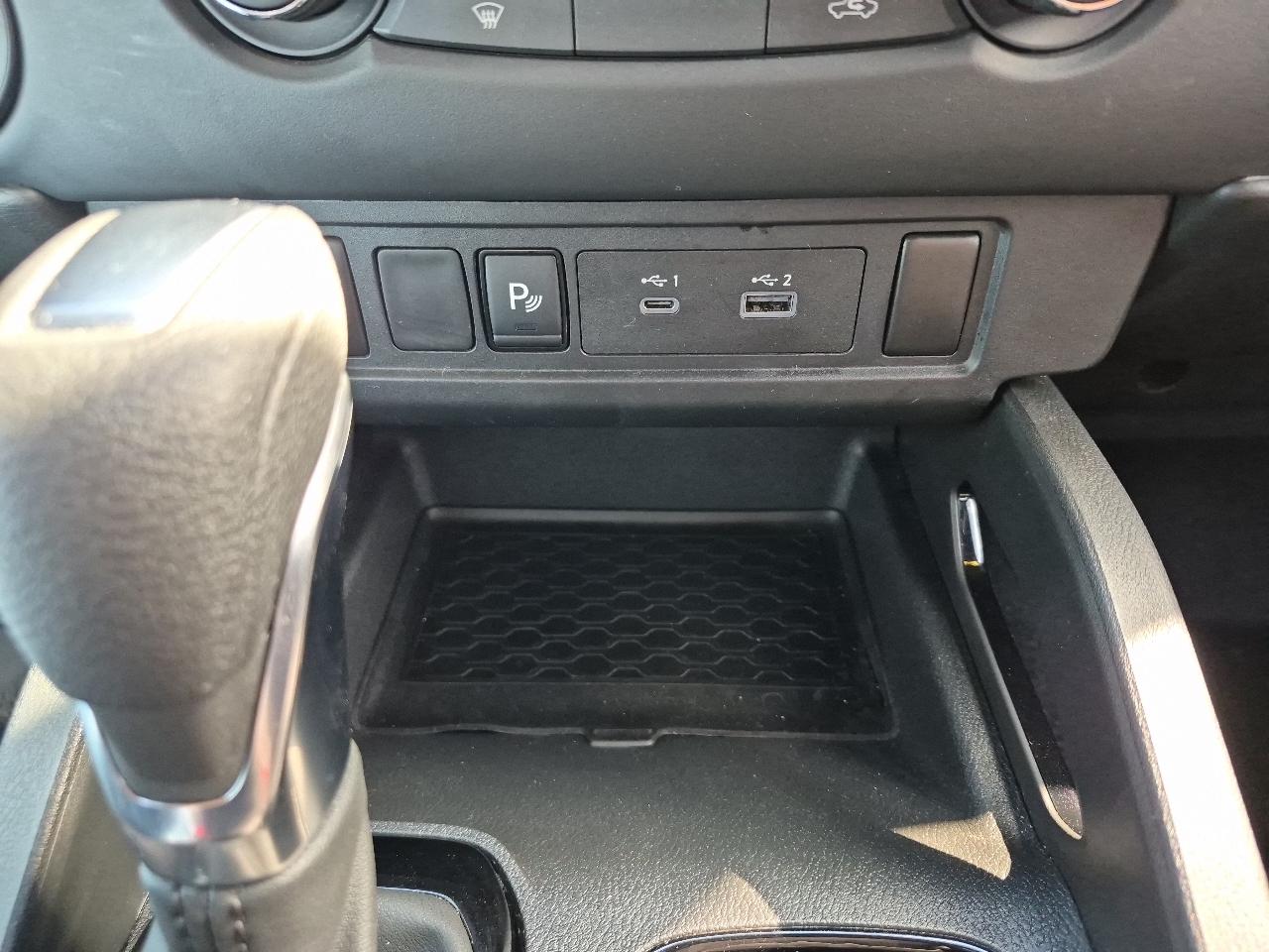 Nissan Frontier Crew Cab 4x4 SV 2023