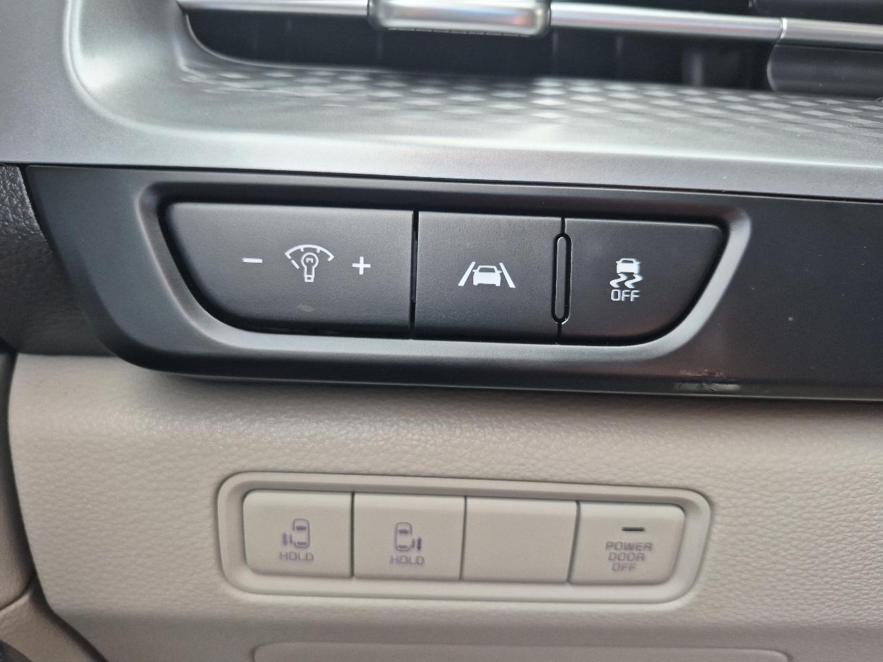 Kia Carnival LX Seat Package 2023