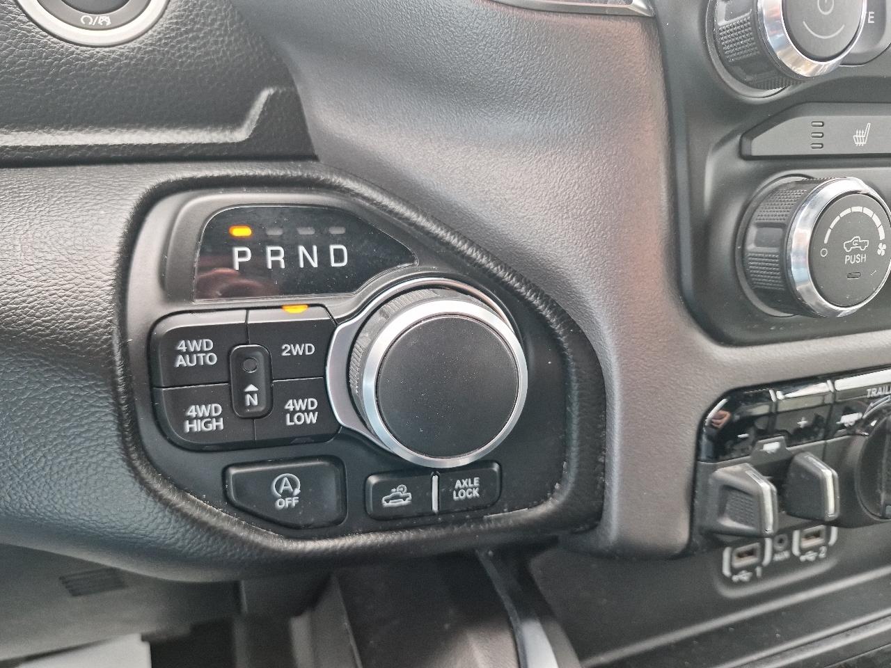 RAM 1500 Lone Star Crew Cab SB 4WD 2024