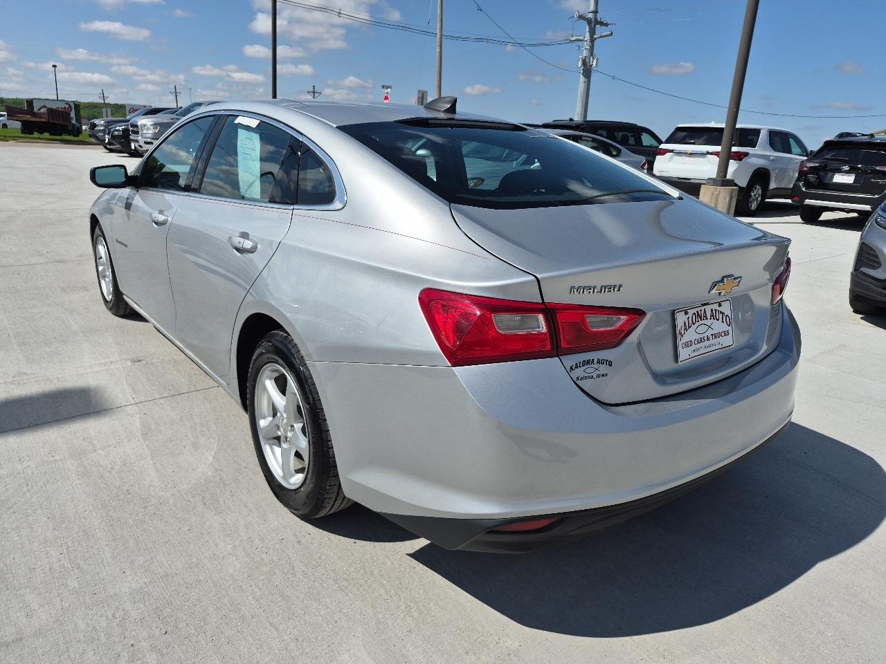 Chevrolet Malibu 4dr Sdn LS 2016