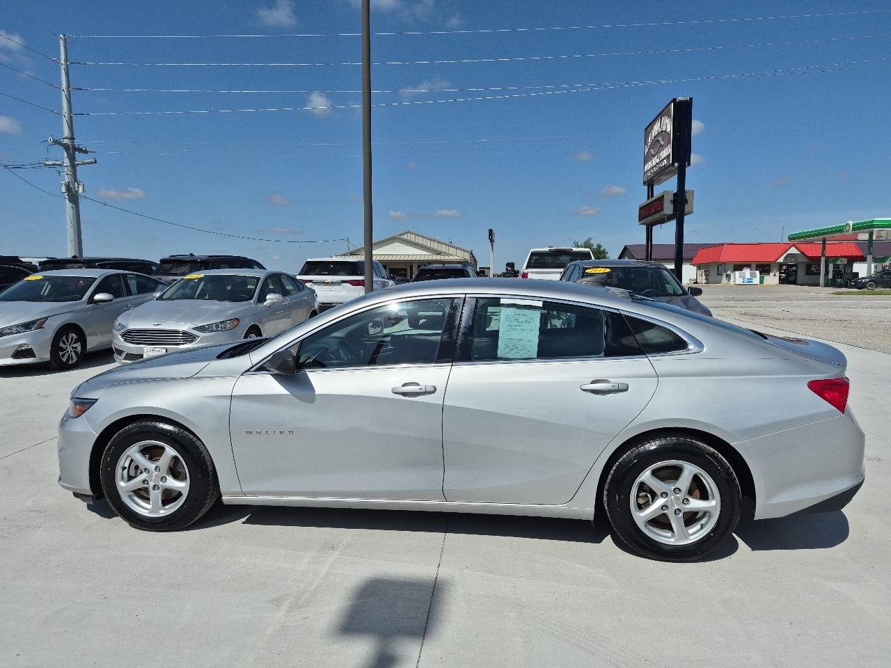 Chevrolet Malibu 4dr Sdn LS 2016
