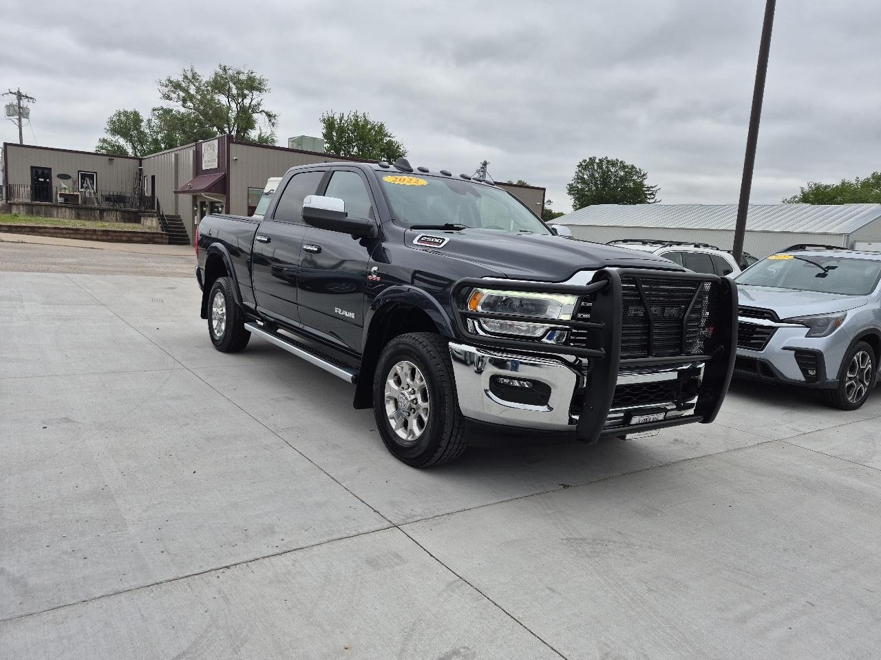 RAM 2500 Laramie Crew Cab SWB 4WD 2022
