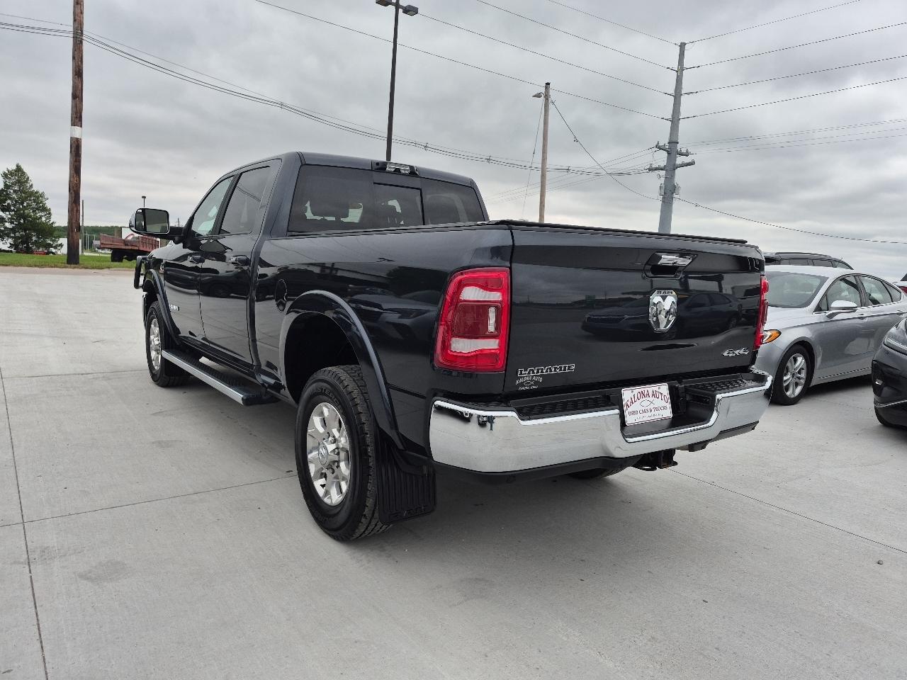 RAM 2500 Laramie Crew Cab SWB 4WD 2022