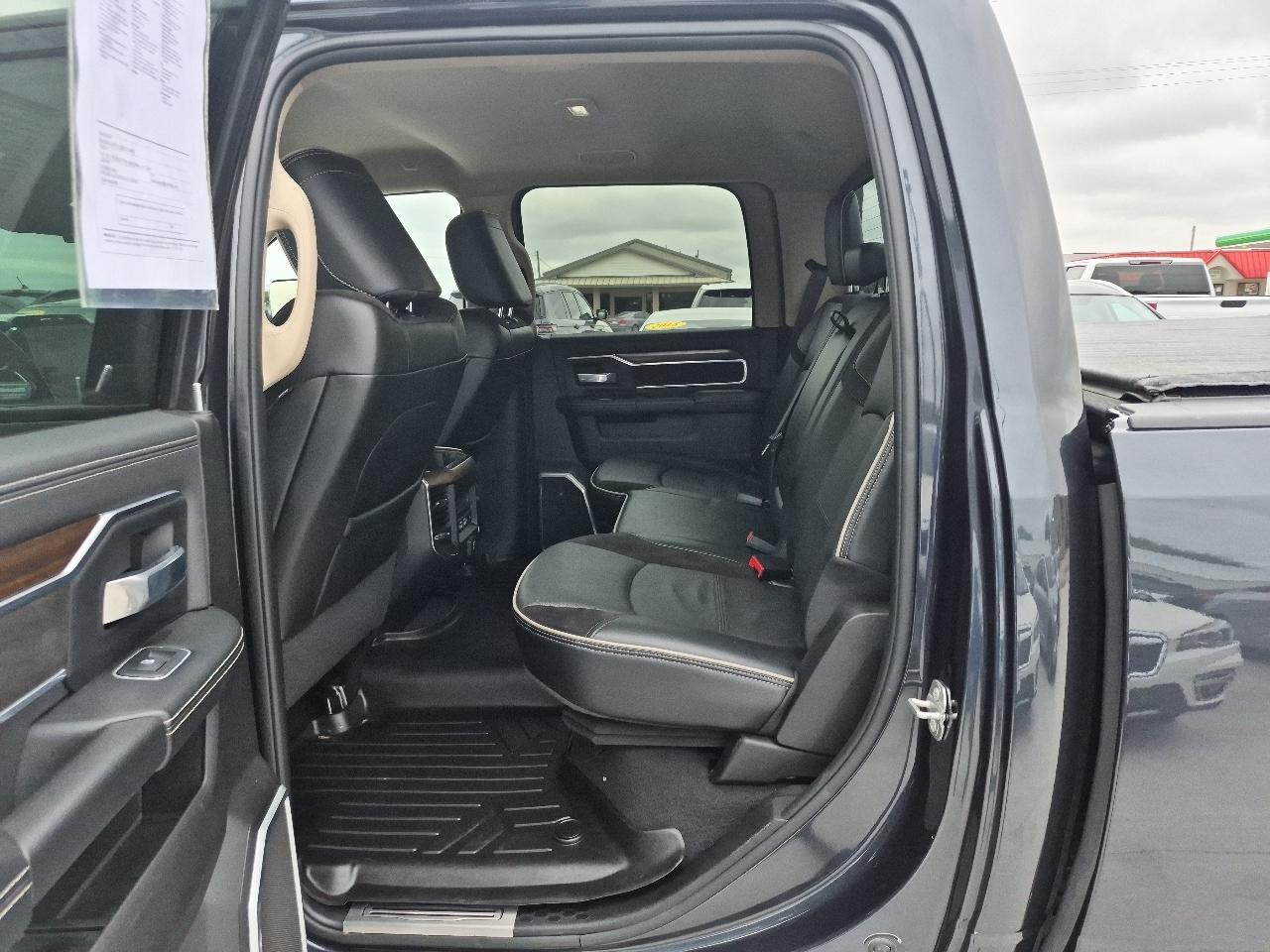 RAM 2500 Laramie Crew Cab SWB 4WD 2022