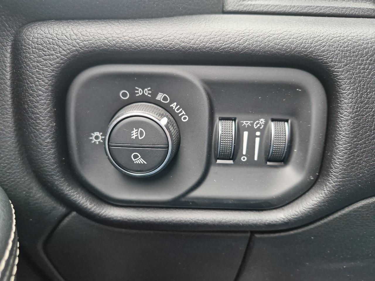 RAM 2500 Laramie Crew Cab SWB 4WD 2022