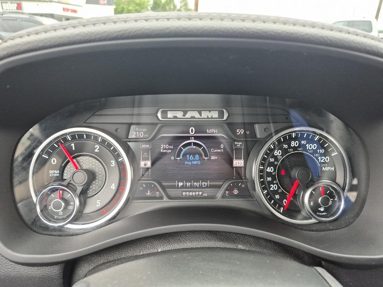 RAM 2500 Laramie Crew Cab SWB 4WD 2022