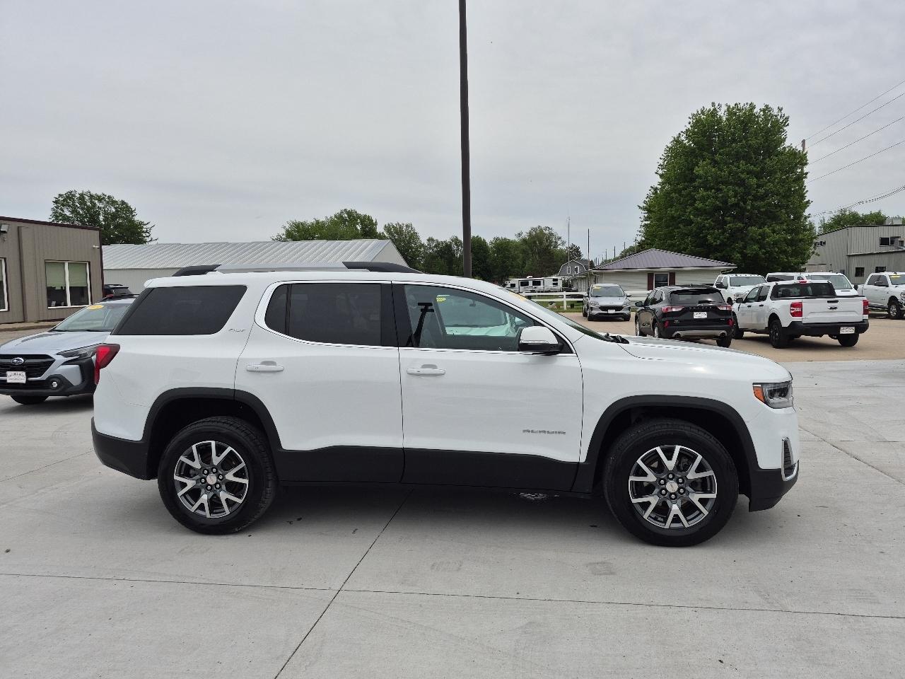 GMC Acadia SLT AWD 2023