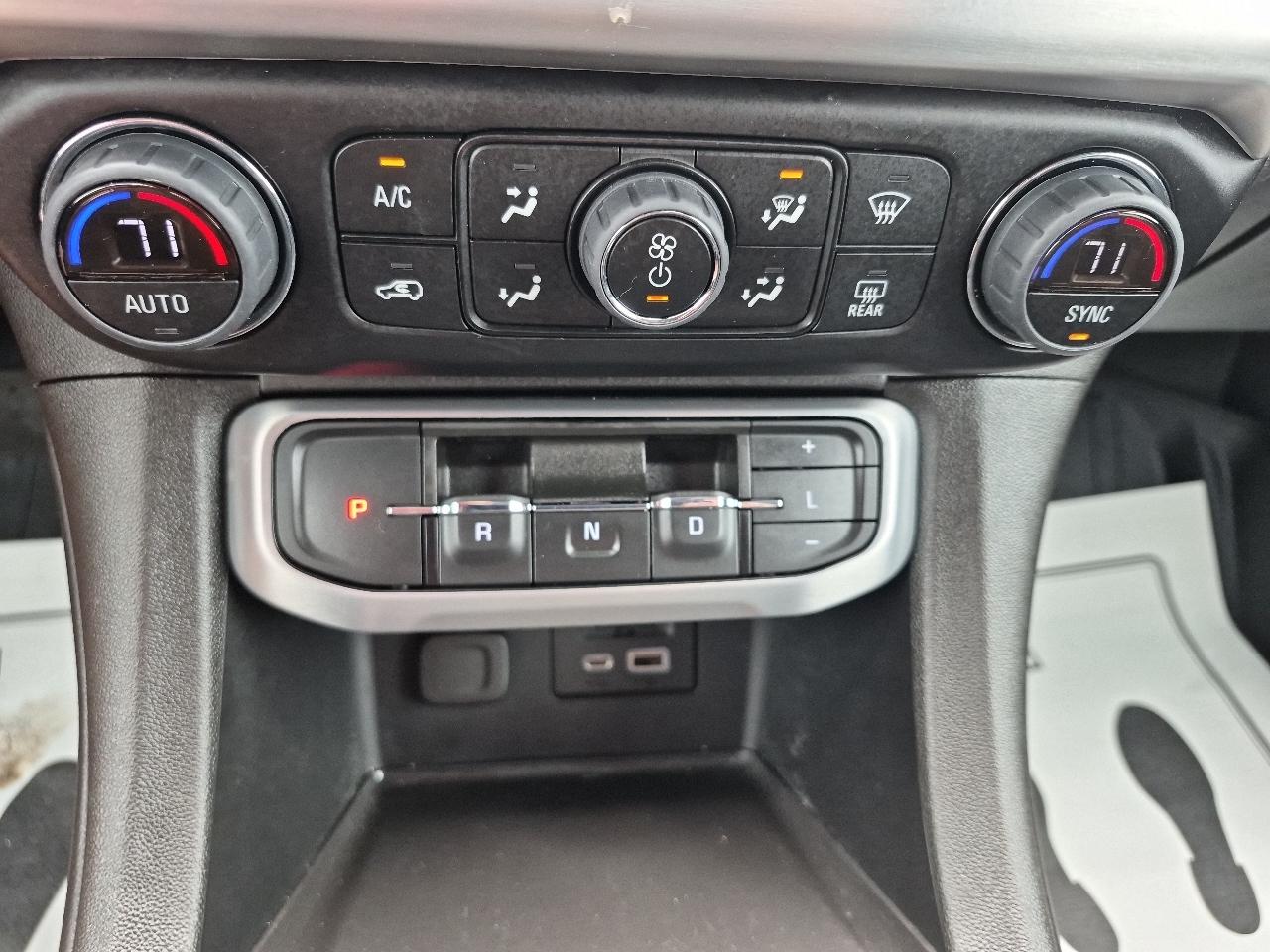 GMC Acadia SLT AWD 2023