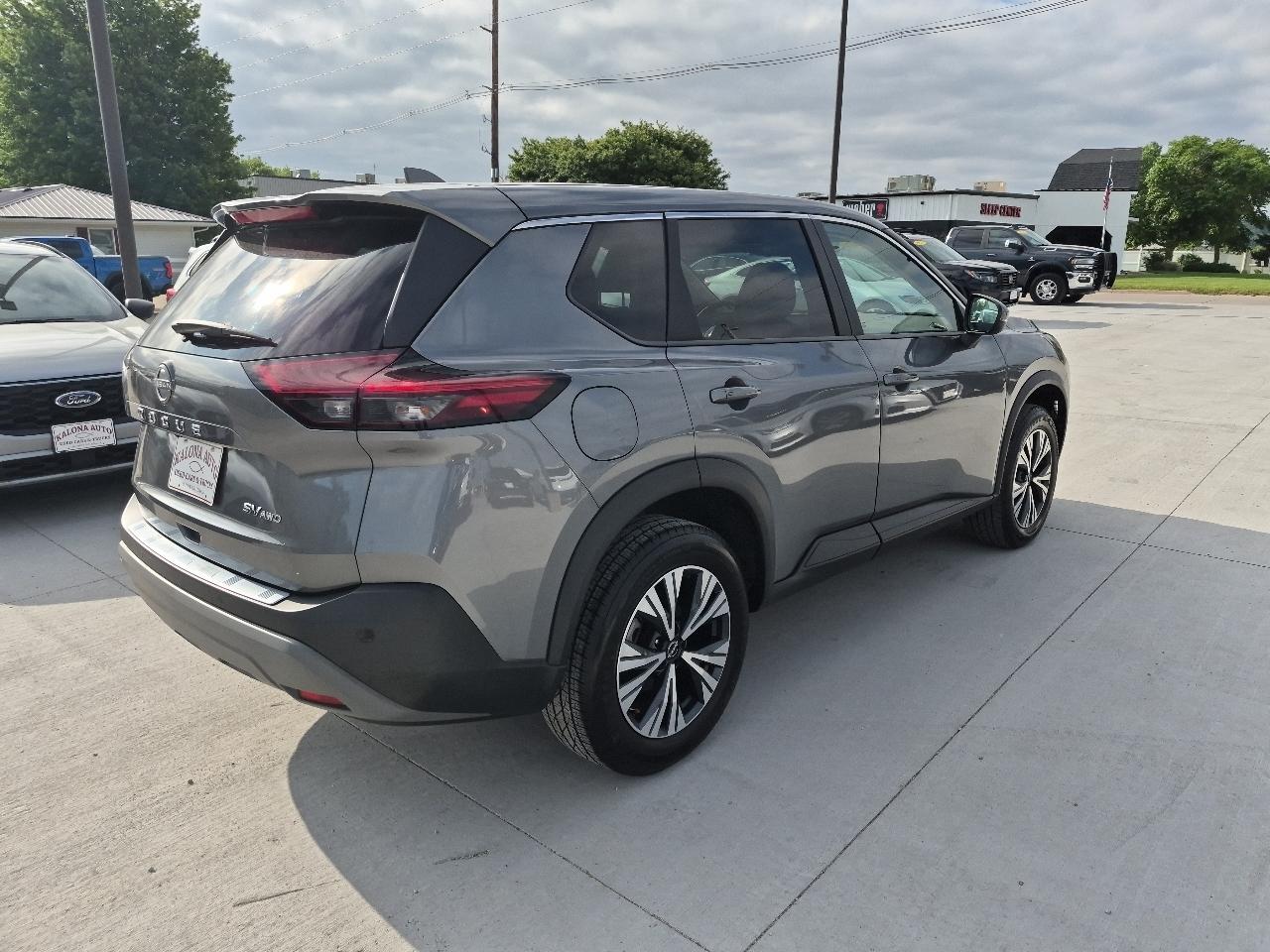 Nissan Rogue SV AWD 2022
