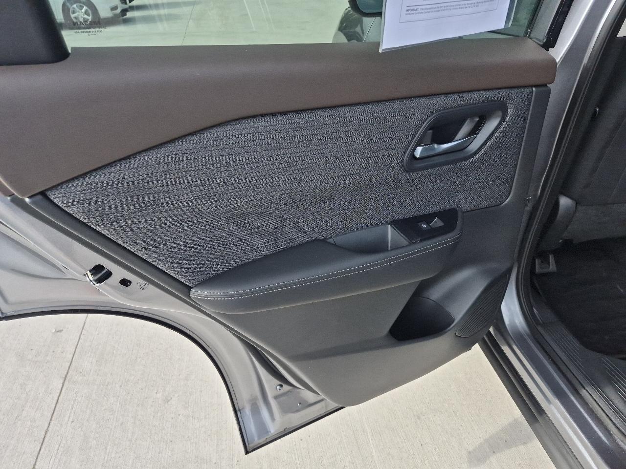 Nissan Rogue SV AWD 2022