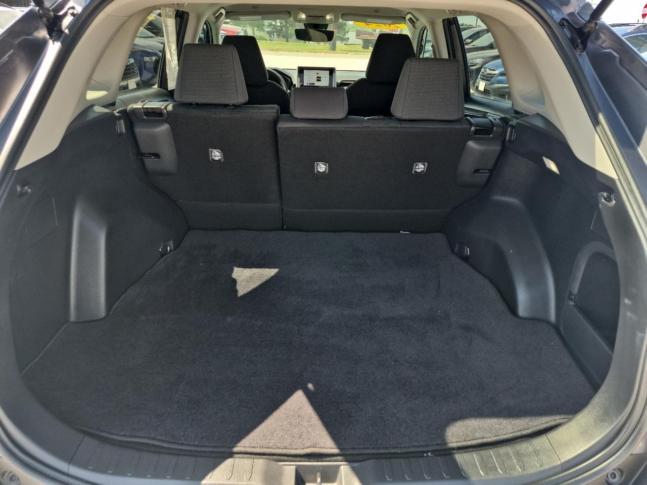 Toyota RAV4 Hybrid LE 2024