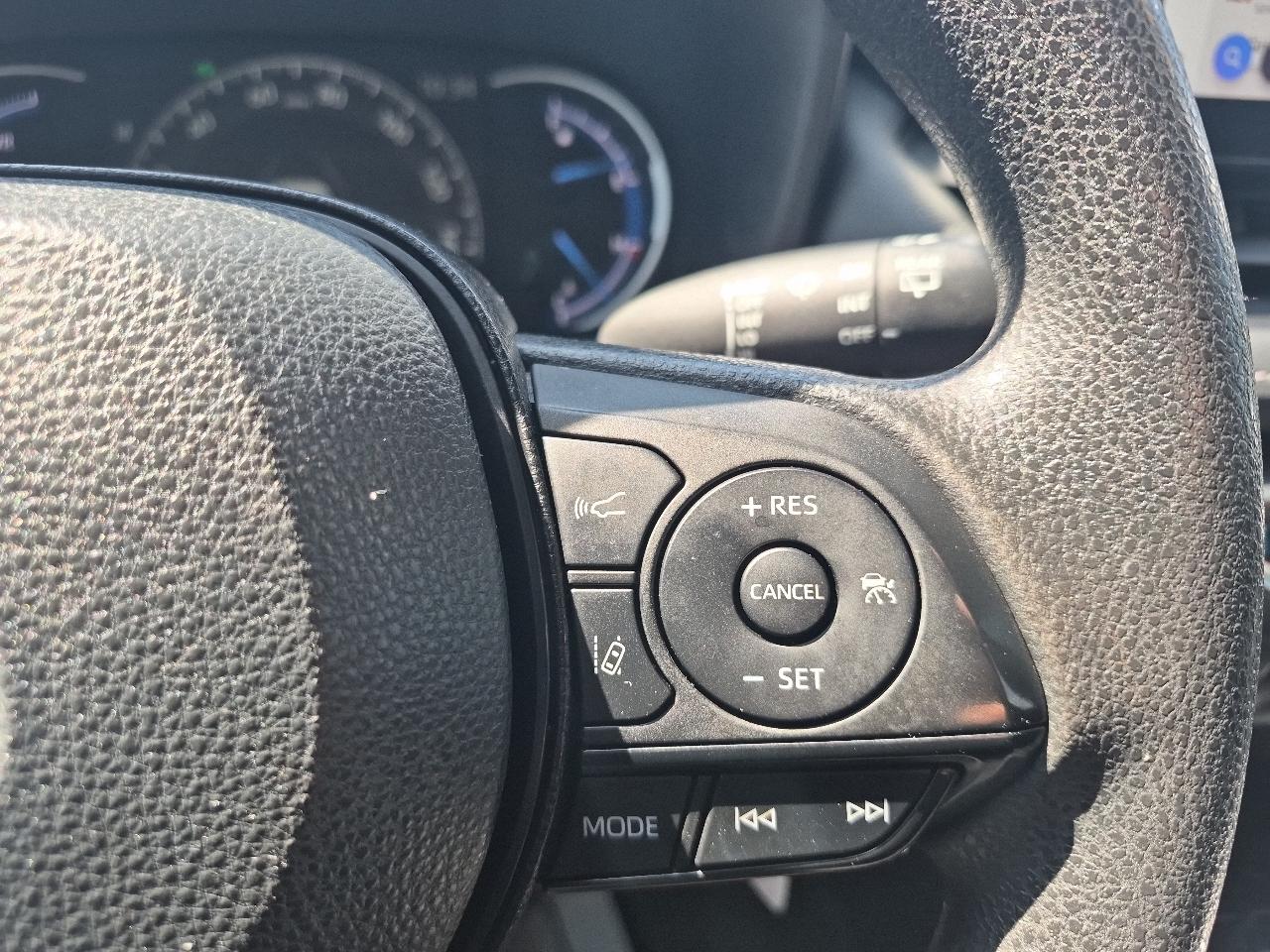 Toyota RAV4 Hybrid LE 2024