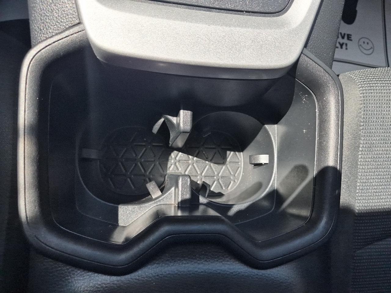 Toyota RAV4 Hybrid LE 2024