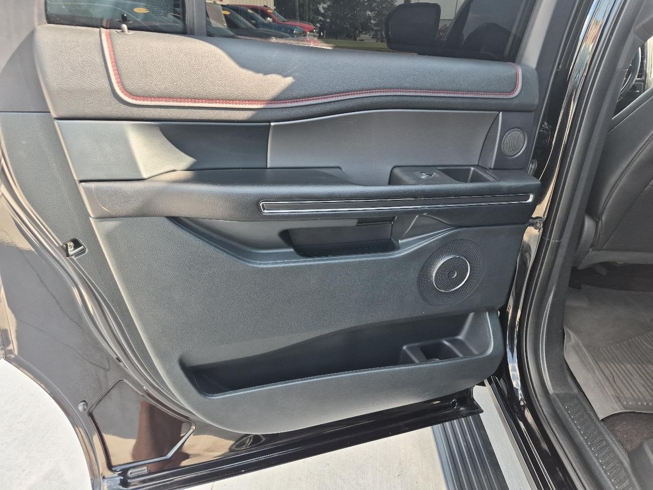 Ford Expedition MAX Limited 4WD 2021