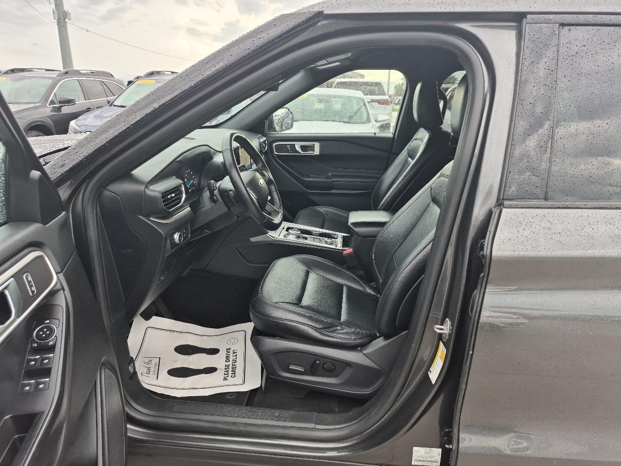 Ford Explorer XLT AWD 2020