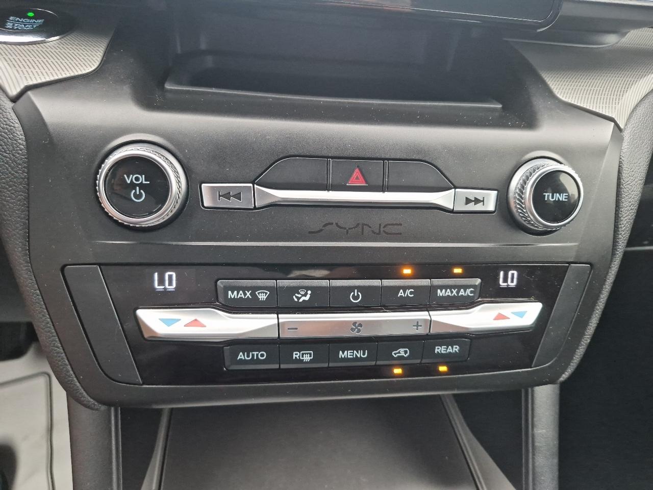 Ford Explorer XLT AWD 2020