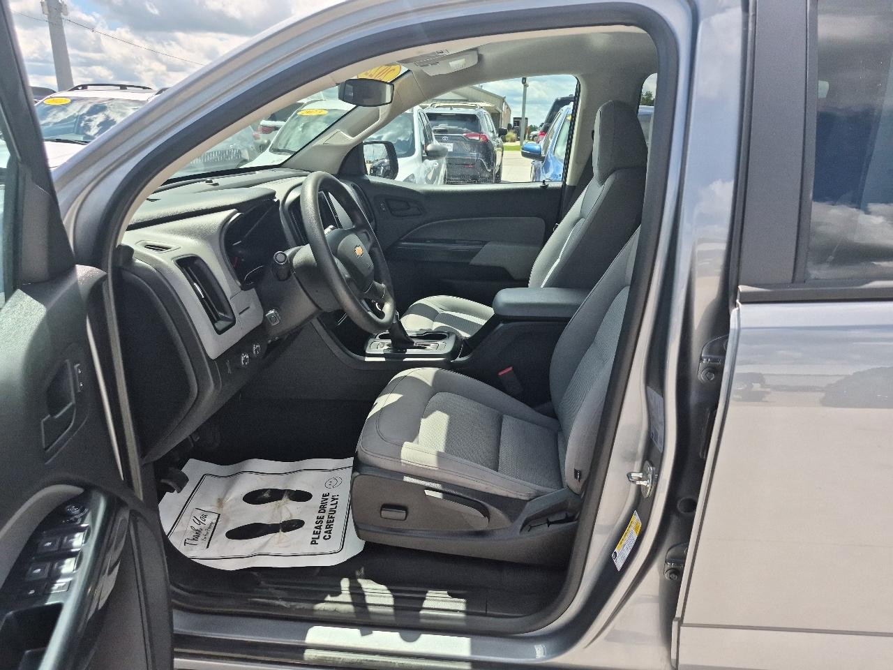 Chevrolet Colorado Work Truck Crew Cab Short Box 4WD 2022