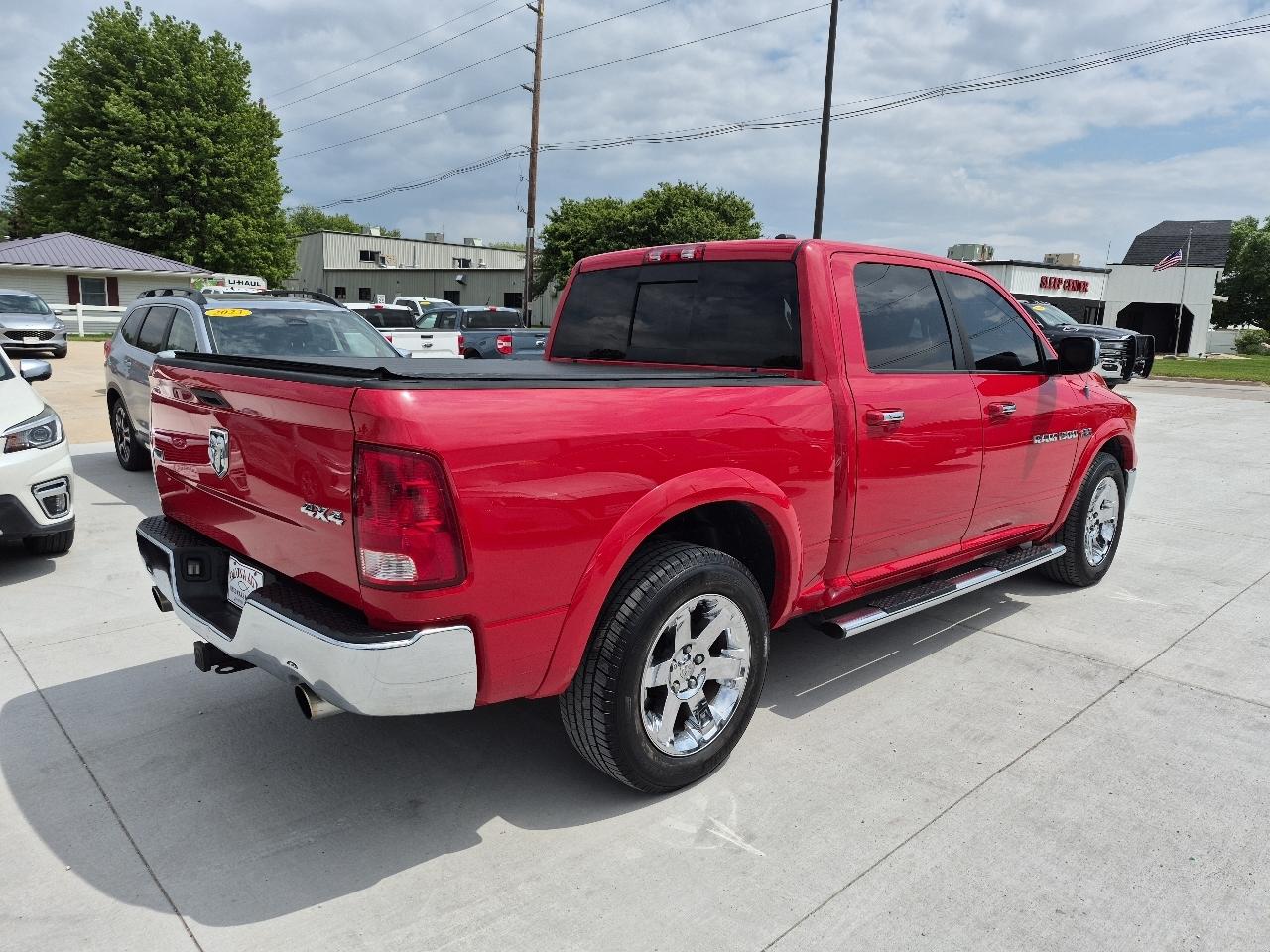 Dodge 1500 Laramie Crew Cab 4WD 2012
