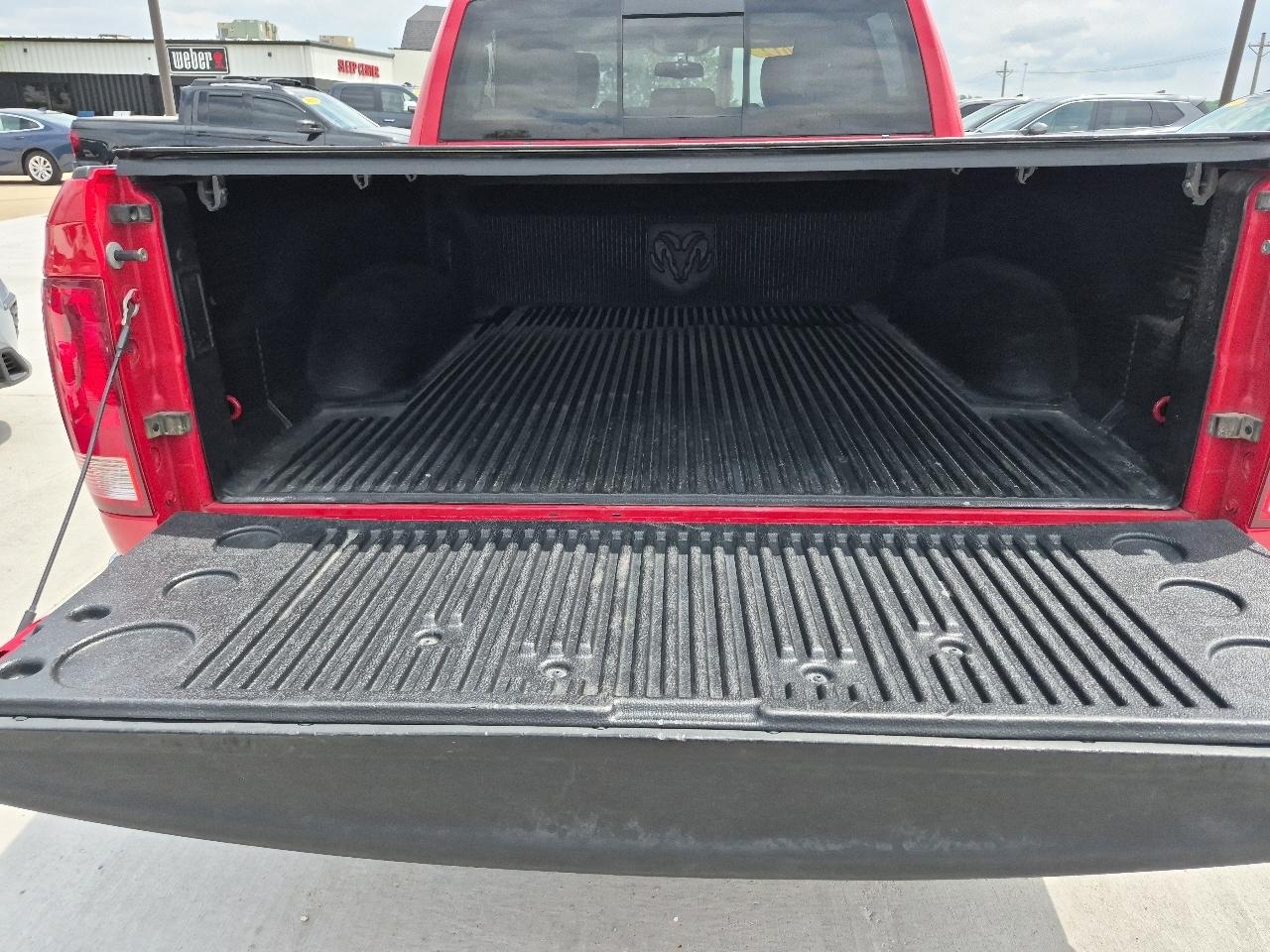 Dodge 1500 Laramie Crew Cab 4WD 2012