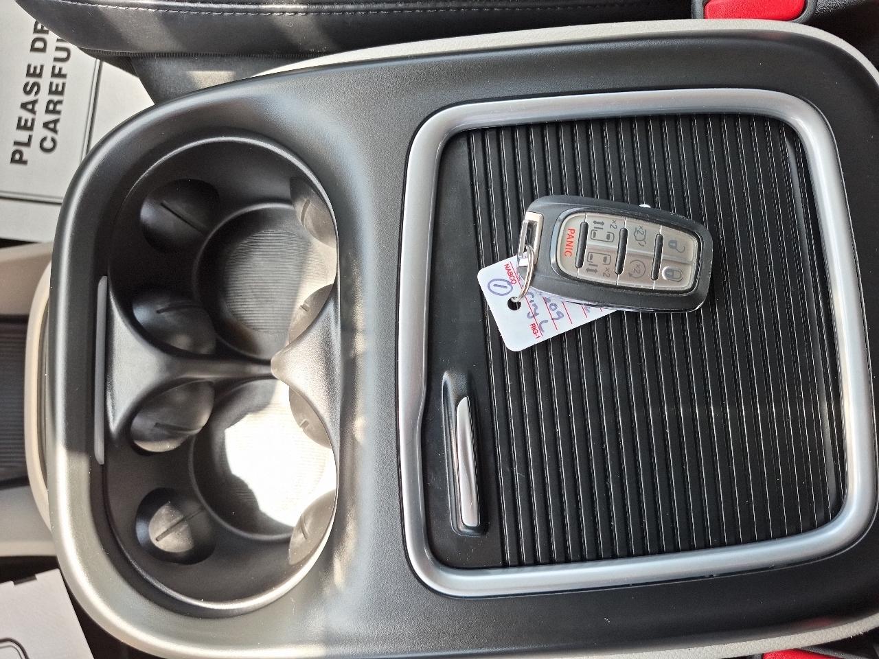 Chrysler Pacifica Touring L 2023