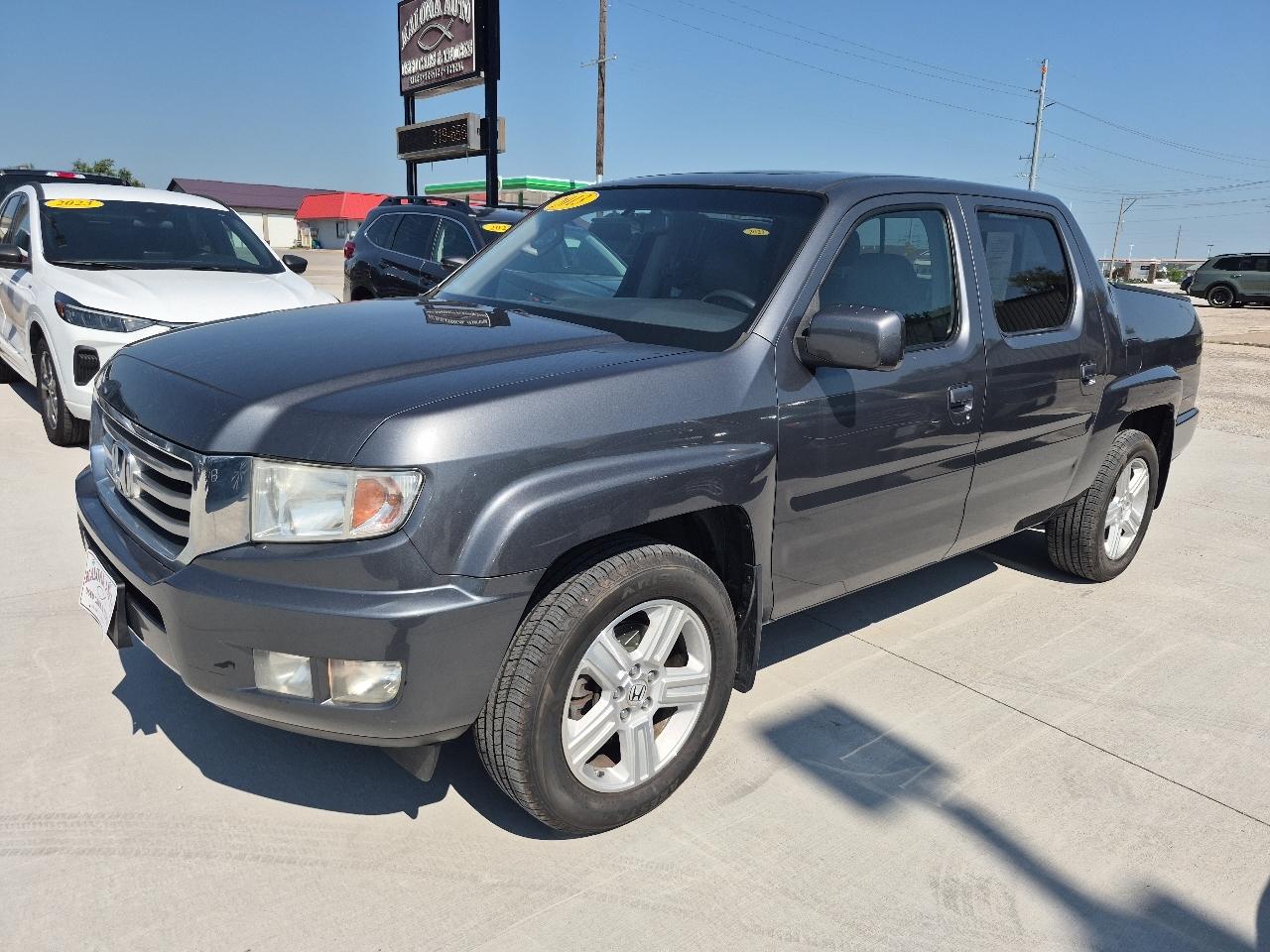 Honda Ridgeline RTL w/ Leather and Navigation 2013