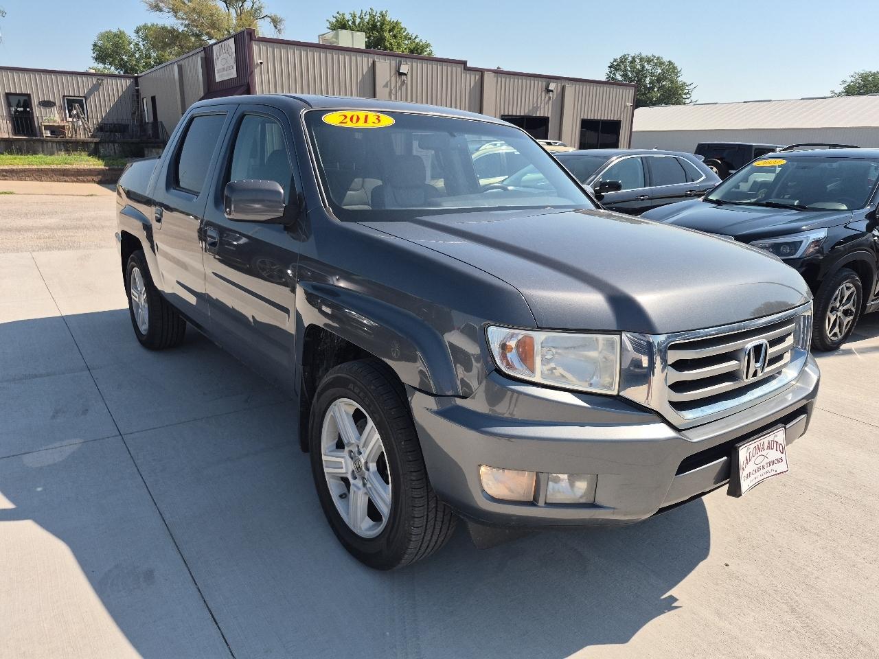 Honda Ridgeline RTL w/ Leather and Navigation 2013