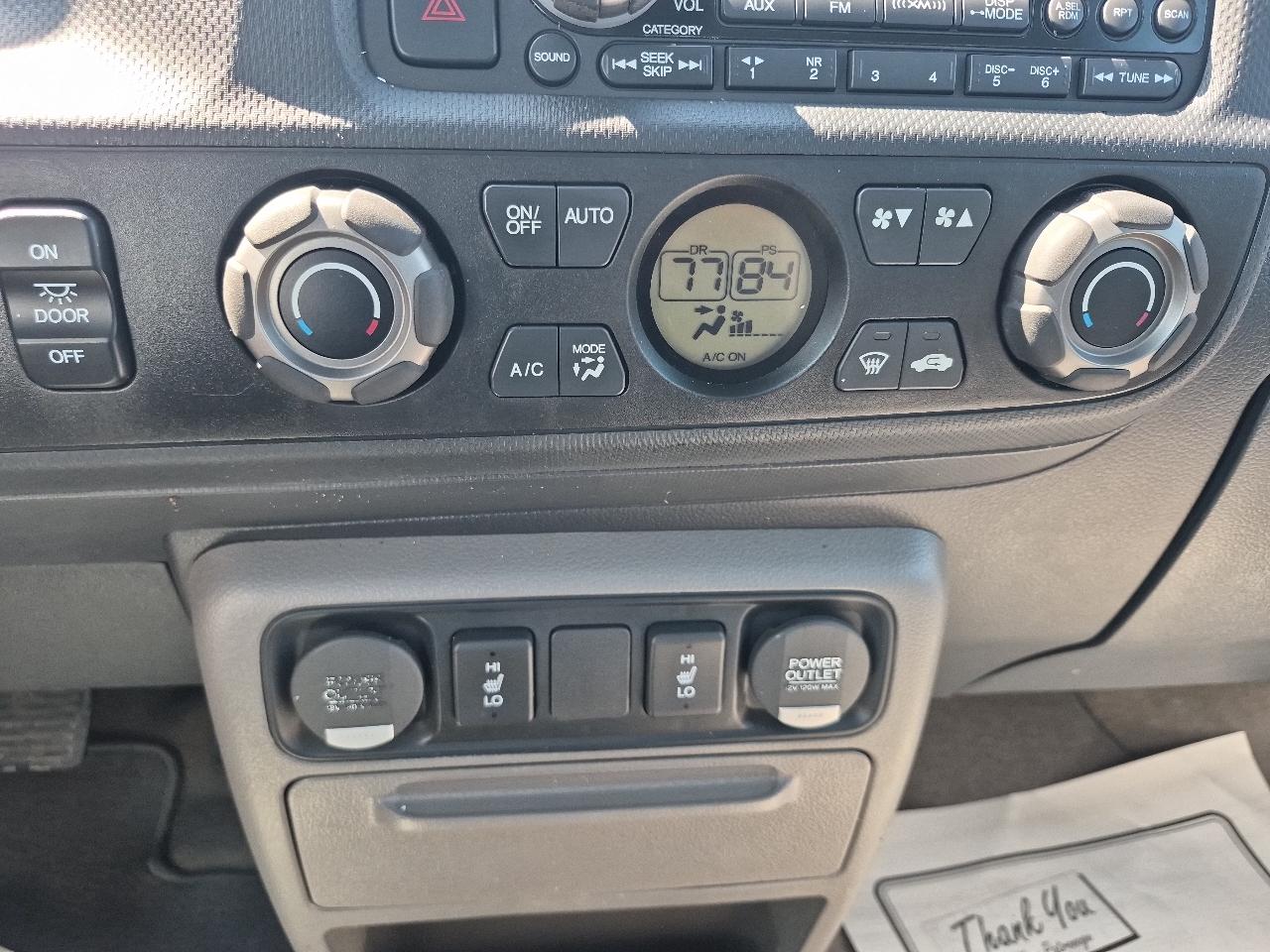 Honda Ridgeline RTL w/ Leather and Navigation 2013