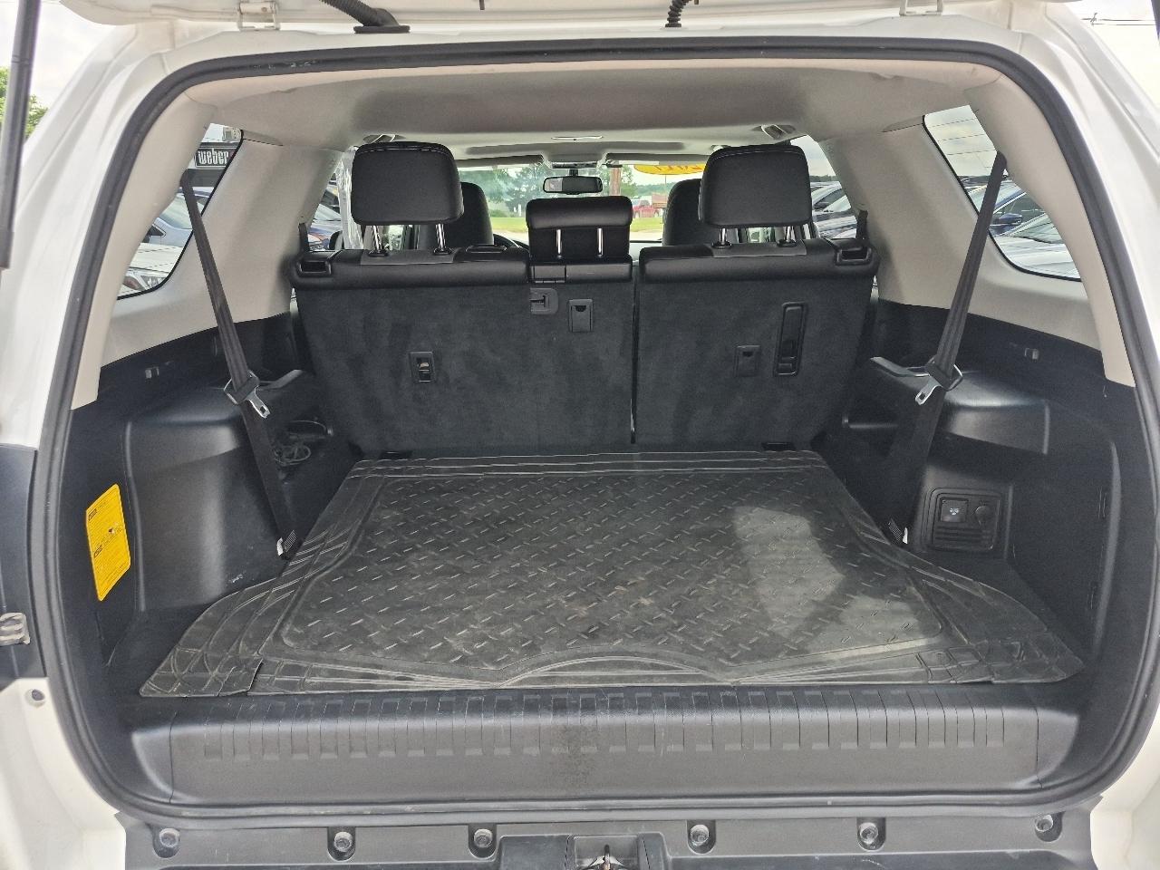 Toyota 4Runner SR5 4WD 2017