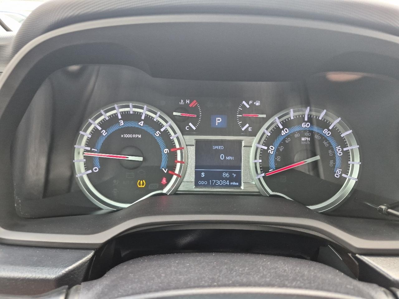 Toyota 4Runner SR5 4WD 2017