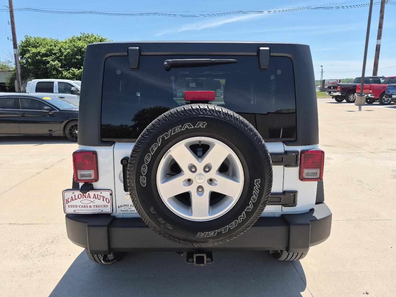 Jeep Wrangler Sport 4WD 2014