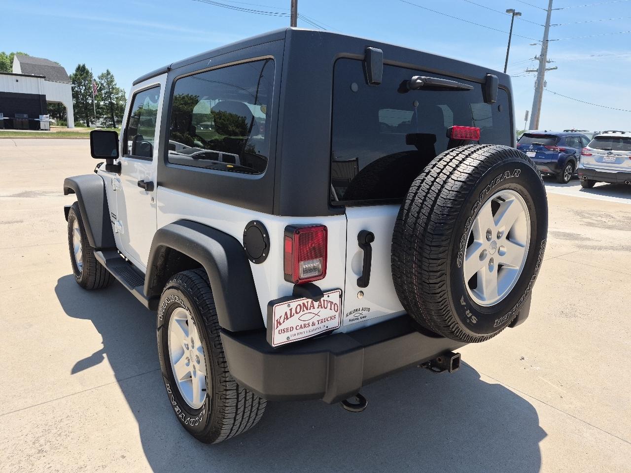Jeep Wrangler Sport 4WD 2014