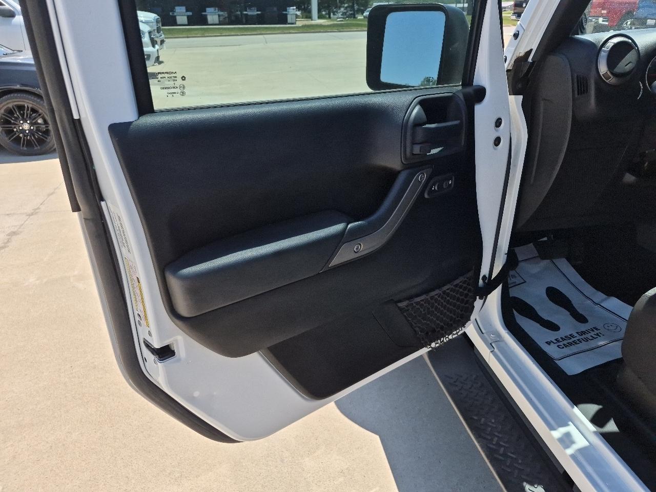 Jeep Wrangler Sport 4WD 2014