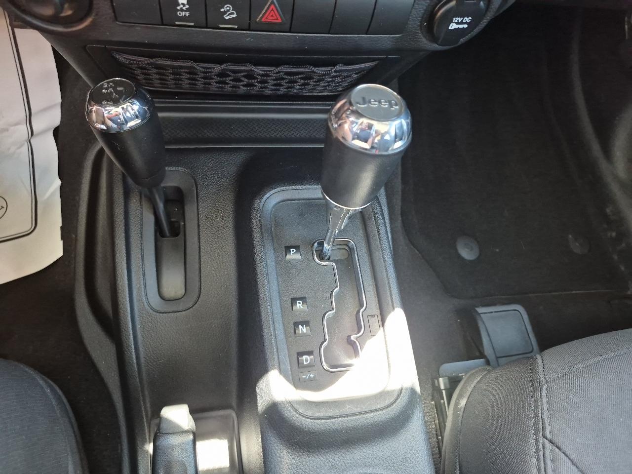 Jeep Wrangler Sport 4WD 2014