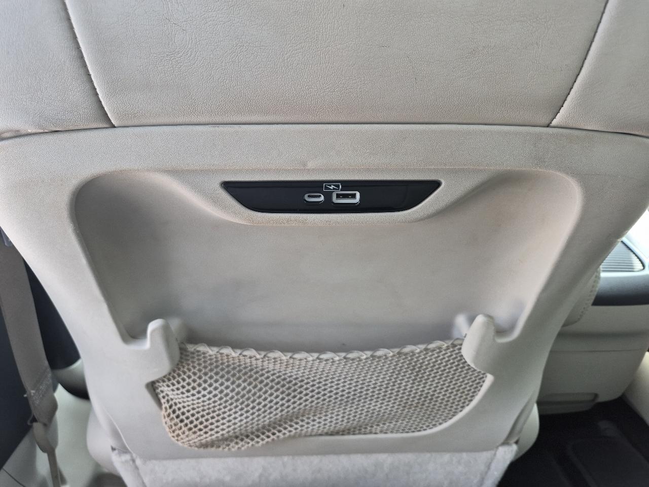 Chrysler Pacifica Limited AWD 2021