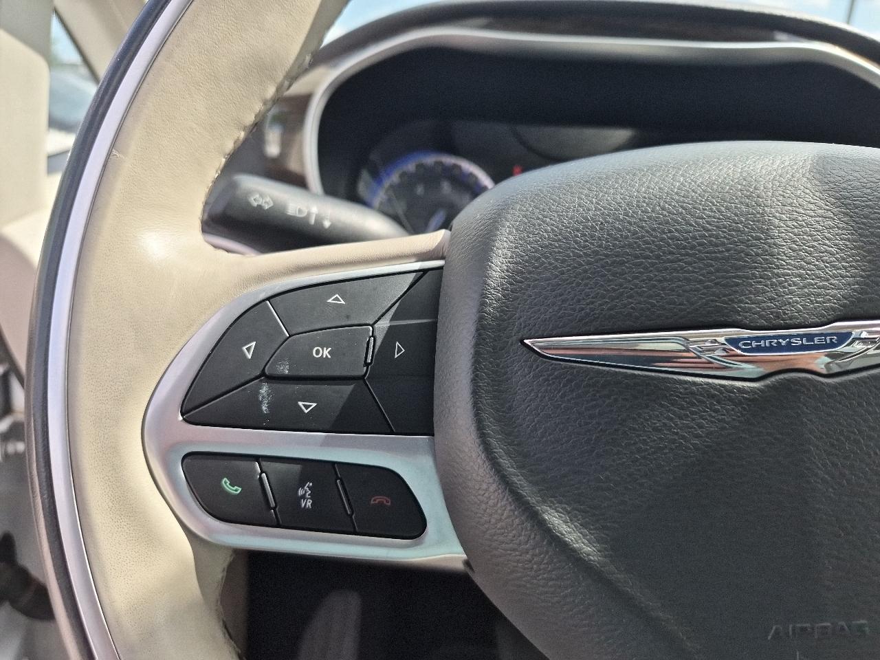 Chrysler Pacifica Limited AWD 2021