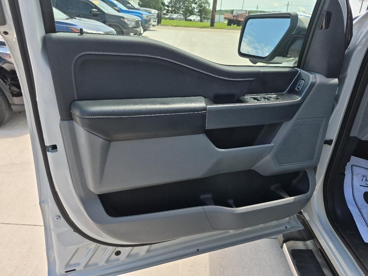 Ford F-150 XLT SuperCrew 4WD 2024